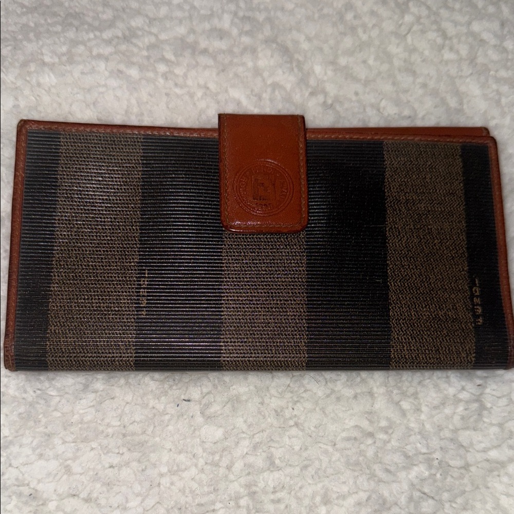 Fendi Vintage Stripe Continental Wallet – Brown/Black
